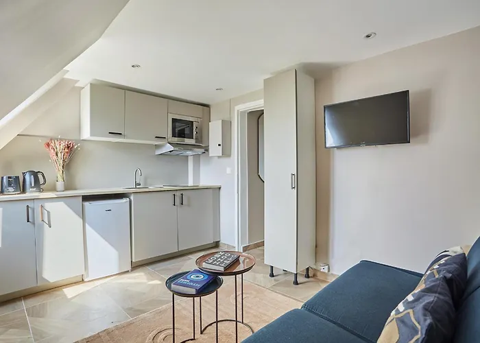 Apartment Charming Center Of Le Marais By Prestige