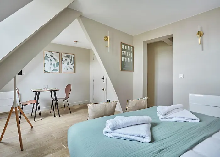Charming Center Of Le Marais By Prestige