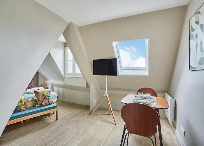 Charming Center Of Le Marais By Prestige
